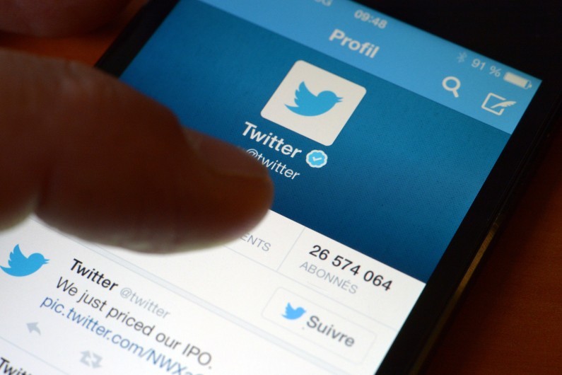 7779743735_twitter-avait-recemment-annonce-la-fin-de-la-limite-de-140-caracteres-pour-sa-messagerie-privee-illustration