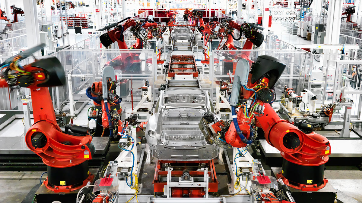 0817_tesla-1240-01-scout_1200x675